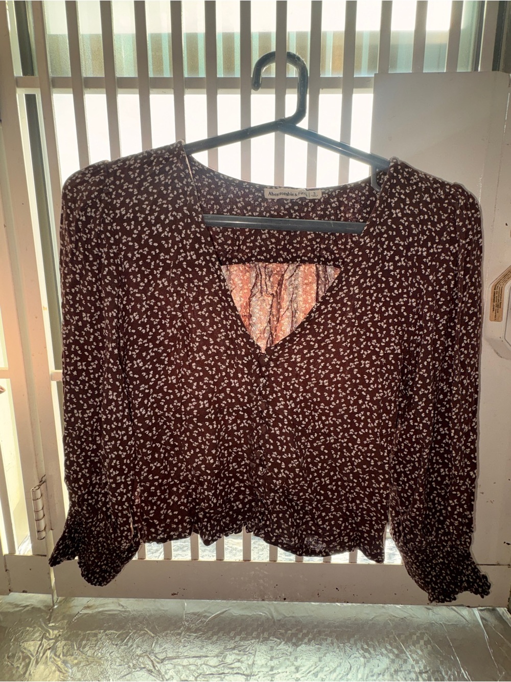Abercrombie & Fitch Brown Floral V-Neck Blouse